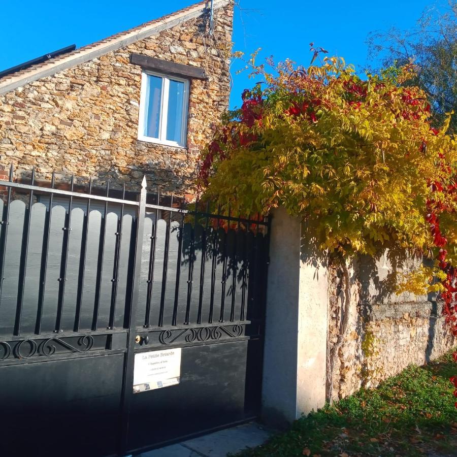 La Briarde Triple Pdj Bed & Breakfast Boissy-le-Chatel Екстериор снимка